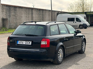 AUDI A4 AVANT (3 foto / 8)