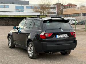BMW X3 (4 фото из 8)