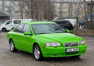 VOLVO S80 (4 фото из 8)