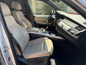 BMW X5 (7 фото из 8)