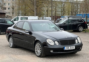 MERCEDES-BENZ E 220 CDI (3 foto / 6)
