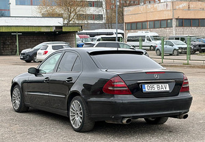 MERCEDES-BENZ E 220 CDI (4 foto / 6)
