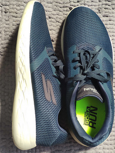 Skechers GORUN600.Uus.Suurus43 (3 foto / 3)