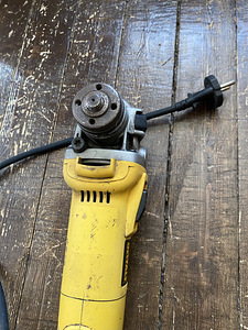 Relakas Dewalt D28139. Korralik tööriist (4 foto / 10)
