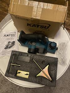 Akuhöövel KATSU18v Makita akudele.Uus.Kvaliteetne! (4 foto / 9)
