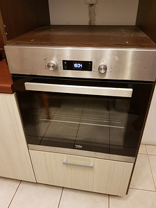 Õhupuhasti ja ahi (1 foto / 2)