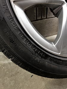 Диски + шины AUDI 235/50 R18 M+S (3 фото из 5)