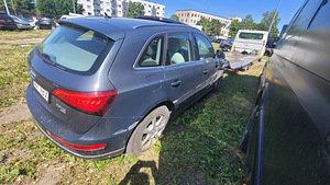 Audi Q5 2009 auto avarii (4 foto / 5)