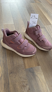 Обувь размер 31-36 ( 7 пар) Nike, Viking, Adidas (3 фото из 8)