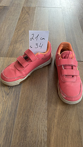 Обувь размер 31-36 ( 7 пар) Nike, Viking, Adidas (5 фото из 8)