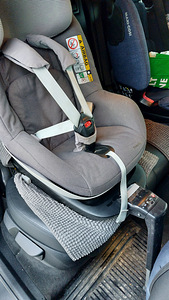 Maxi-Cosi 2Way Pearl turvatool+alus 2wayfix (2 foto / 5)