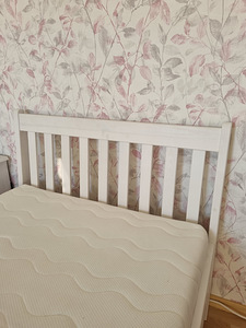 Täispuidust voodi Bella 90x200, väga korralik! (2 foto / 2)