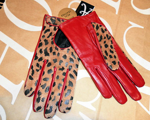 Ilusad veinipunane-leopard täisnahast kindad, M-L, uued (1 foto / 5)
