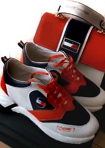 Tommy Hilfiger erkud naiste valged tossud, s.40, uued (7 foto / 9)