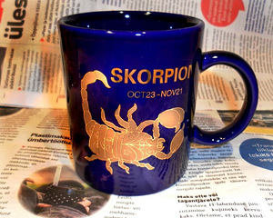 Ilus erksinine-kuldne suur kruus Scorpio, uus (6 foto / 7)