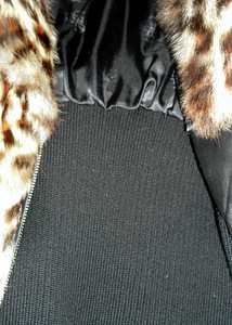 Guess leopardimustriga jänesekarvane kootud vest, S-M (3 foto / 9)