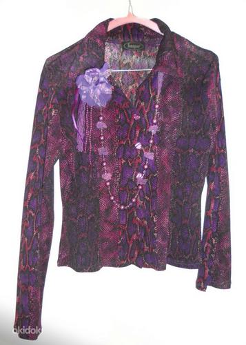 Лиловый комплект: блузка-стрейч, 38-40-M-L и колье, новый (фото #1)