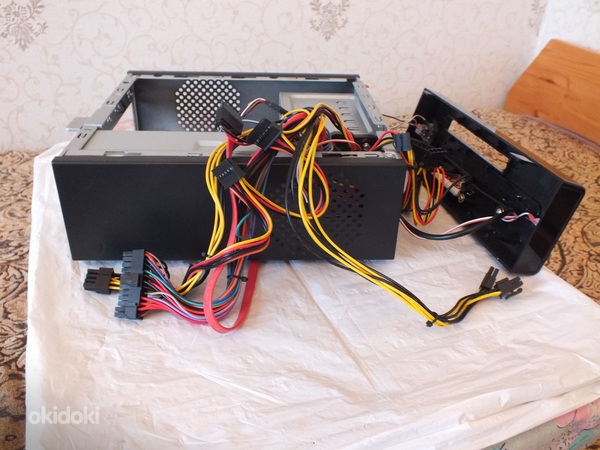Компьютерный корпус Chieftec F1-01B mini ITX (фото #2)