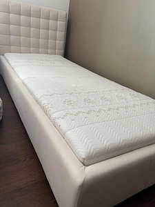 Продам кровать Борг и матрас Sleepwell. (2 фото из 2)