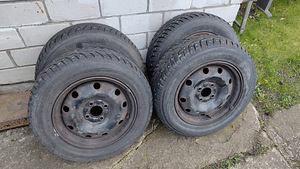185/65 r14 зимние шины + диски 4x100 (1 фото из 4)