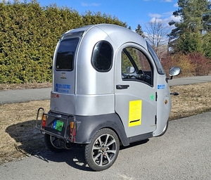 2-kohaline elektriline mopeedauto Cajero 2017.a (3 foto / 8)