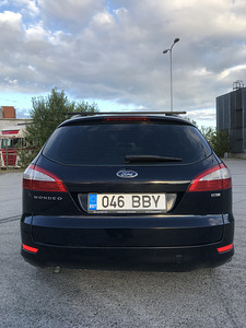 Ford Mondeo 1.8. 74kw (14 foto / 14)