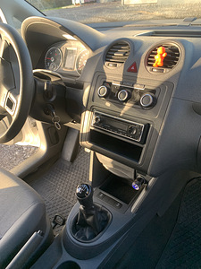 Volkswagen Caddy-Maxi-Long 1.6, 75 кВт (12 фото из 15)