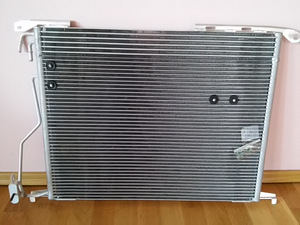 RADIAATOR MB S400CDI 1998-2005A.W220(KLIIMA KONDENSAATOR) (1 foto / 2)