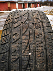 Powertrac 245/45 r19 (2 foto / 3)