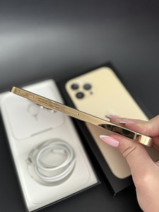 iPhone 13ProMax 256GB (3 foto / 7)