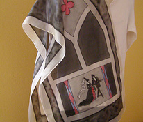 Новый шелковый платок с ручной росписью "Готическое окно"