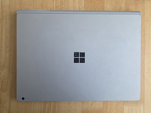 Microsoft Surface Book | i7 | 8GB | 256GB | 1GB Video (5 foto / 7)