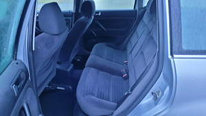VW Passat 1.6 i 75 kw (9 foto / 9)