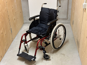 Инвалидная коляска Scandinavian Mobility (1 фото из 2)