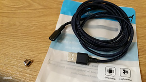 USB-mikro-USB-kaabel. Magnetiga ja rohelise tulega (2 foto / 3)