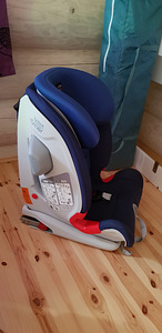 Britax Römer Advasofix Blue, nagu uus (2 foto / 2)