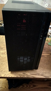 Korpus Thermaltake Versa H18 (1 foto / 8)