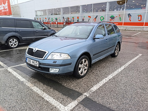 M: Škoda Octavia "Reg tasu makstud" (8 foto / 11)