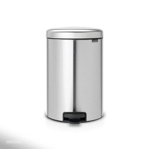 Корзина с педалью NewIcon, 20л, матовая сталь FPP, Brabantia