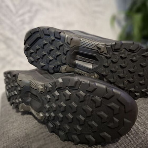 ADIDAS TERREX 44.5 (5 фото из 5)