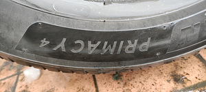 Резина Michelin 225/65 R17 (5 фото из 8)