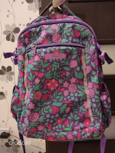 Школьная сумка (фото #1)