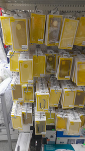 Кампания! Чехол BASEUS 3 EUR Iphone Samsung Huawei (3 фото из 3)