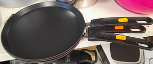 LOT! Pannkoogipann Titanium Legend DELIMANO 26 cm (2 foto / 2)