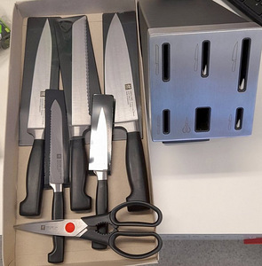 LOT! Zwilling Sharp Block noa komplekt (2 foto / 4)