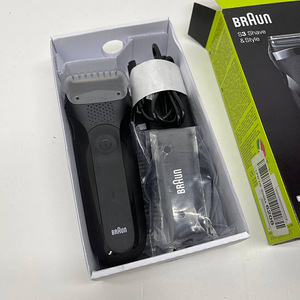 LOT! Бритва Braun Series 3 (3 фото из 10)
