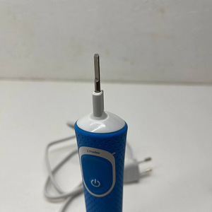 LOT! Oral B elektriline hambahari (2 foto / 6)