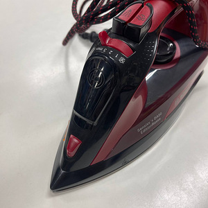 Утюг BOSCH Sensixx'x DA50 Edition Rosso 3000 Вт (2 фото из 5)