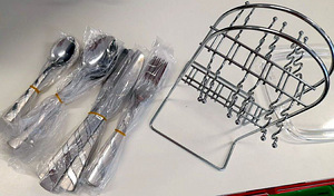 LOT! UUS Söögiriistade komplekt 24tk alusega (2 foto / 2)