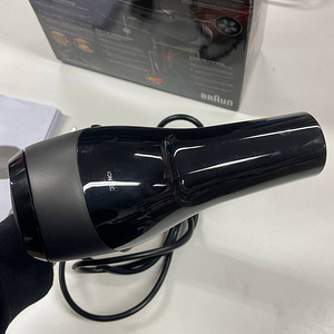 LOT! Фен Braun Satin hair 7 2000W Sensodryer (5 фото из 10)